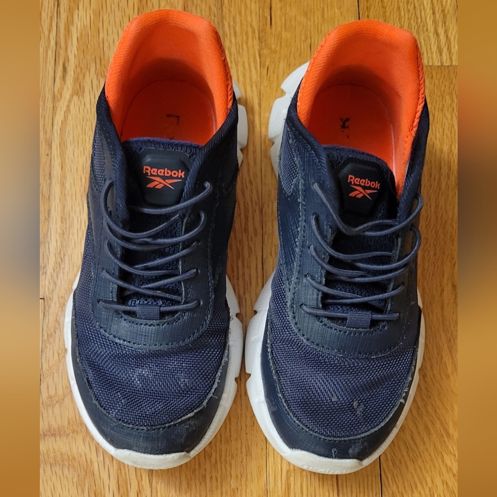 Boys size 12 Reebok sneakers